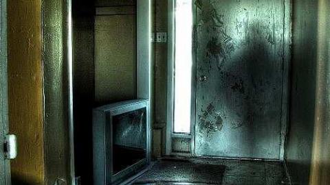 Still Standing - 2-4-1-O-2-4-112.jpg