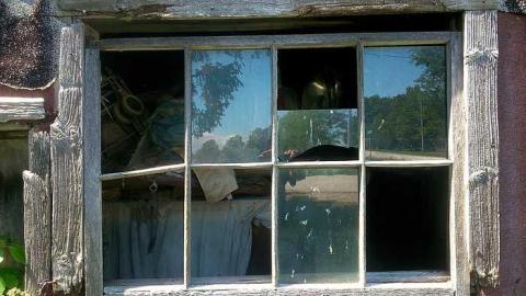 2015-06 -21 - Balaclava-Ghost-Town-(Grey)29.jpg