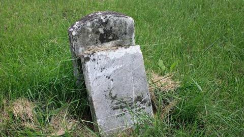 June 2015 - Huffman-Cemetery9.jpg