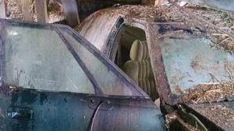 March 2015 - Old-Bathurst-St.-House.10.jpg