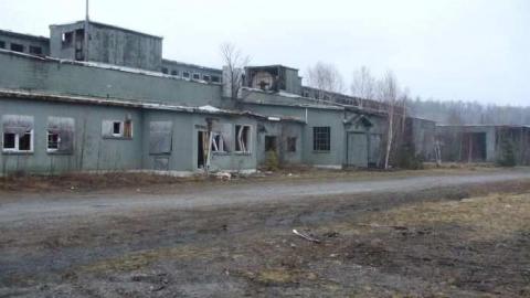 outside factory - Searchmont-(ghost-town)50.jpg