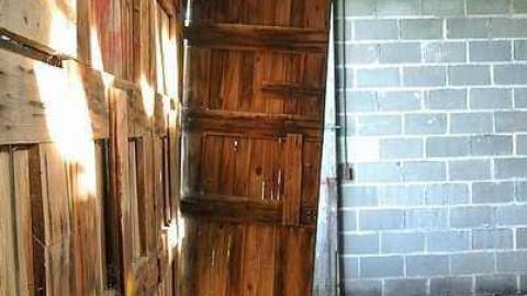 County Rd. 30 - County-Rd.-30-garage5.jpg