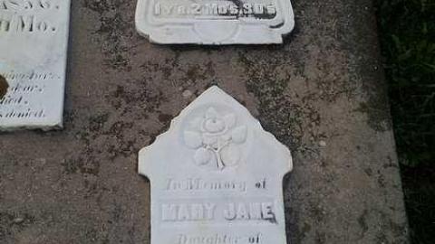 Family Cemetery - West-Essa-Cemetery1.jpg