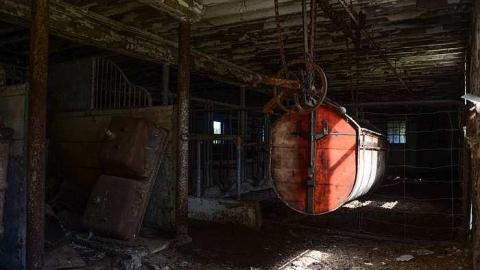 Keep Out! - Sideroad-Sanity30.jpg