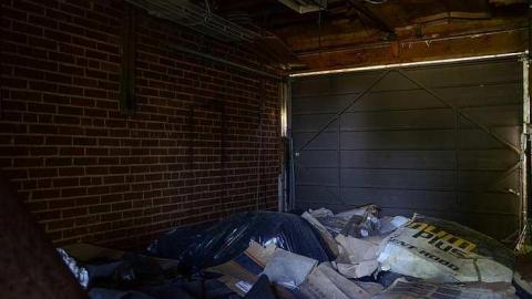 Excessive Overgrowth - Empty-House-Nobleton51.jpg