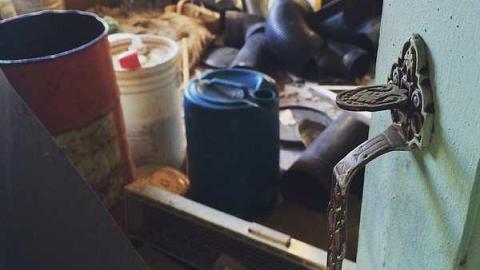 Brace yourself! - Brick-farmhouse33.jpg