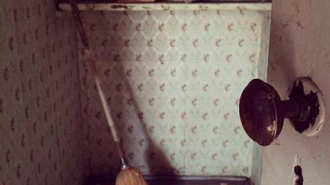 Brace yourself! - Brick-farmhouse14.jpg