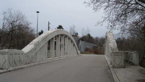 Don Mills Road - Abandoned--one7.jpg