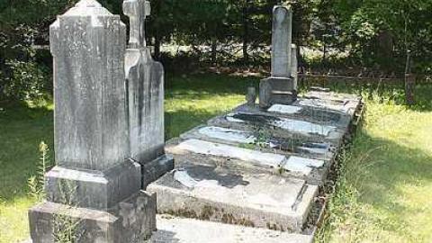 Aug 2015 - Old-Saint-Marys-Cemetery16.jpg