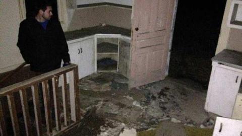 late winter/summer 2015 - Turin-Abandoned-Church74.jpg