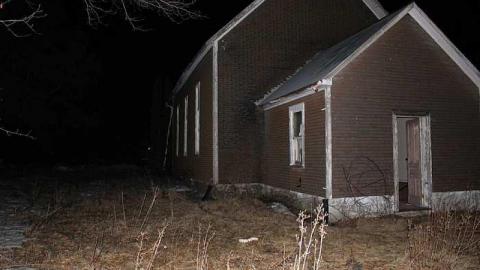 late winter/summer 2015 - Turin-Abandoned-Church76.jpg