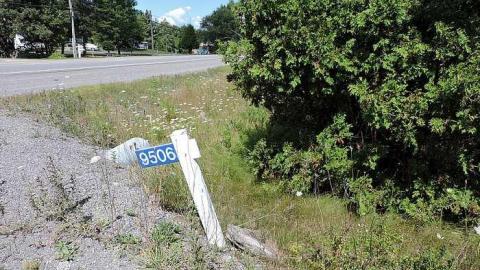 Warehouse - Creepy-Warehouse10.jpg