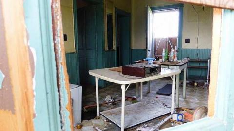 July 2015 - Brick-farmhouse58.jpg