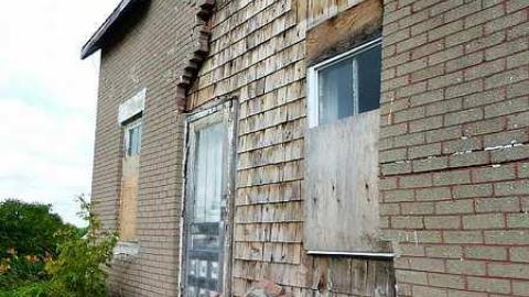 July 2015 - Brick-farmhouse60.jpg