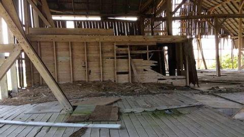 Just the barn 8/16/15 - The-Randall-Farm25.jpg