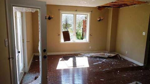 Welcome '15 - Capacious-Red16.jpg