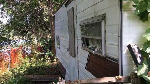 8/19/15 - Hoarders-Trash-Heap21.jpg