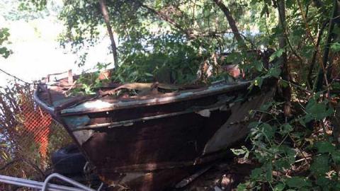 Hoarders Trash Heap photo 4