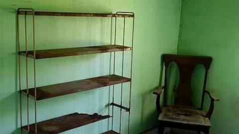 Aug '15 - Ruby-Red25.jpg