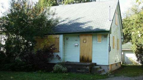 Nov 2009 - 8-Abandoned-Fanshawe-Houses2.jpg