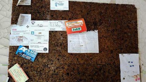 Creepily Cluttered '15 - Creepy-House21.jpg