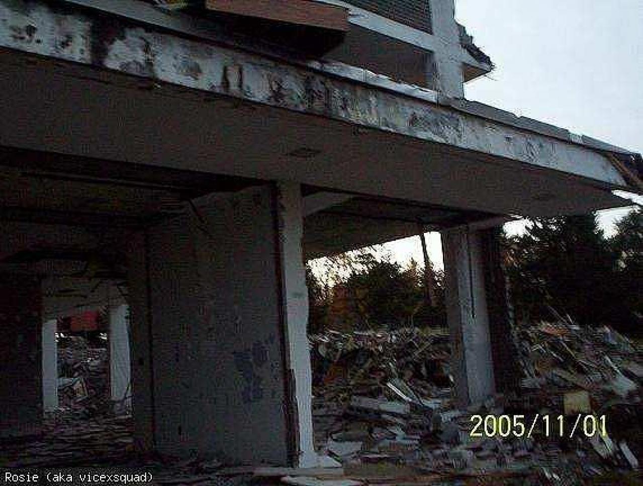 Nov 2005 Demo - Whitby-Psychiatric-Hospital62.jpg