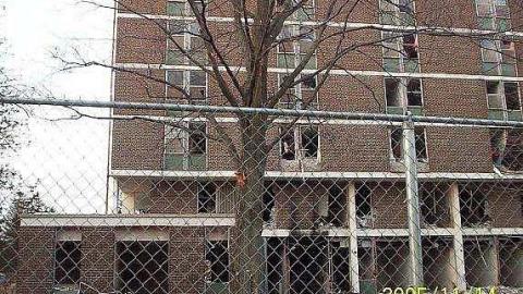 Nov 2005 Demo - Whitby-Psychiatric-Hospital63.jpg