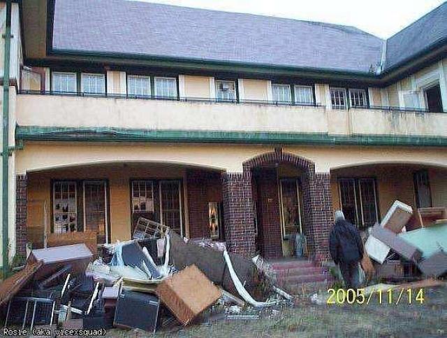 Nov 2005 Demo - Whitby-Psychiatric-Hospital64.jpg