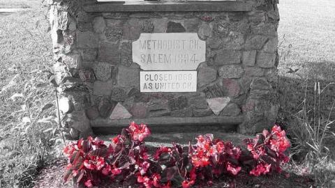 Salem  - Salem-Pioneer-Cemetery25.jpg