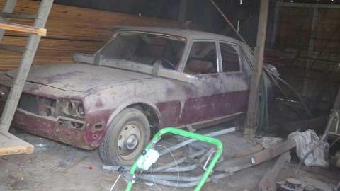 No Tresspassing - BlackBerry-House23.jpg