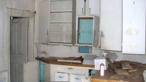 White Rose - Leslies-demise6.jpg