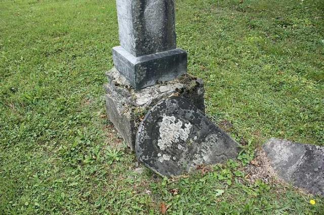 Bell Cemetery photo 5