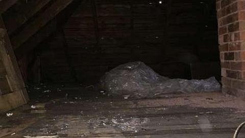 Abandoned Barn and House - k-IMG_2099.jpg