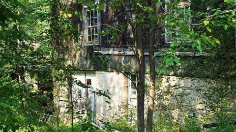 Old Building - Old-Mill-in-Maberly5.jpg