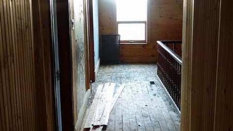 NEATO - i-P1030910.jpg