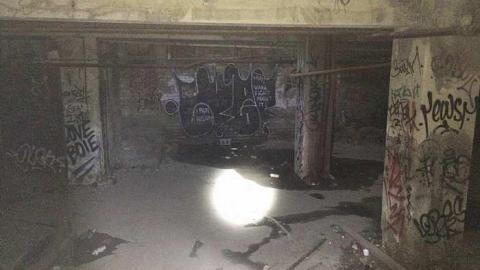 Creepy at Night - Linseed-Factory561.jpg