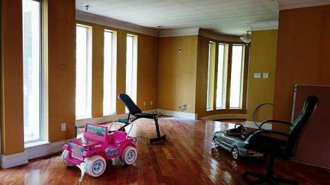 Soiled '15 - Abandoned-Grow-Op-Mansion--Drug-Dealers-Mansion--King-City304.jpg