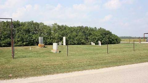 Sept 2015 - Foxton-Cemetery7.jpg