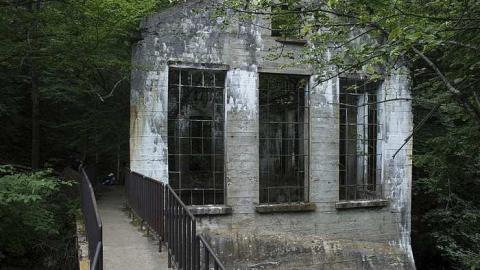 Summer trip - a-Building.jpg