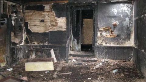 Burnt House - Burnt-House-on-Steeles8.jpg