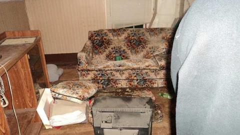 Omagh Junk House - w-DSC02641.jpg