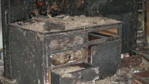 Burnt House - Burnt-House-on-Steeles9.jpg