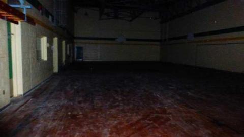 Too Cool For School - u-P1040569.jpg