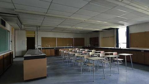 Sept '15 - q-224.jpg