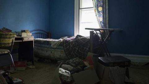 October Visit - Cat-House9.jpg