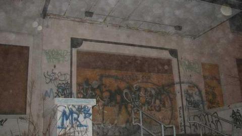 Late Night, March 2012 - k-392562_10101016529992822_1070026307_n.jpg