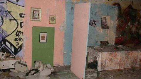 Late Night, March 2012 - q-484920_10101016562832012_491498605_n.jpg