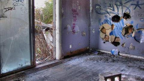 The Burn Conspiracy - This-Place-is-Toast1.jpg