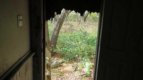 Floor No More - q-Poe.jpg