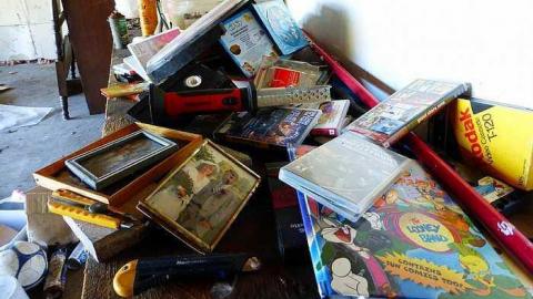 This Guy Stunk photo 5